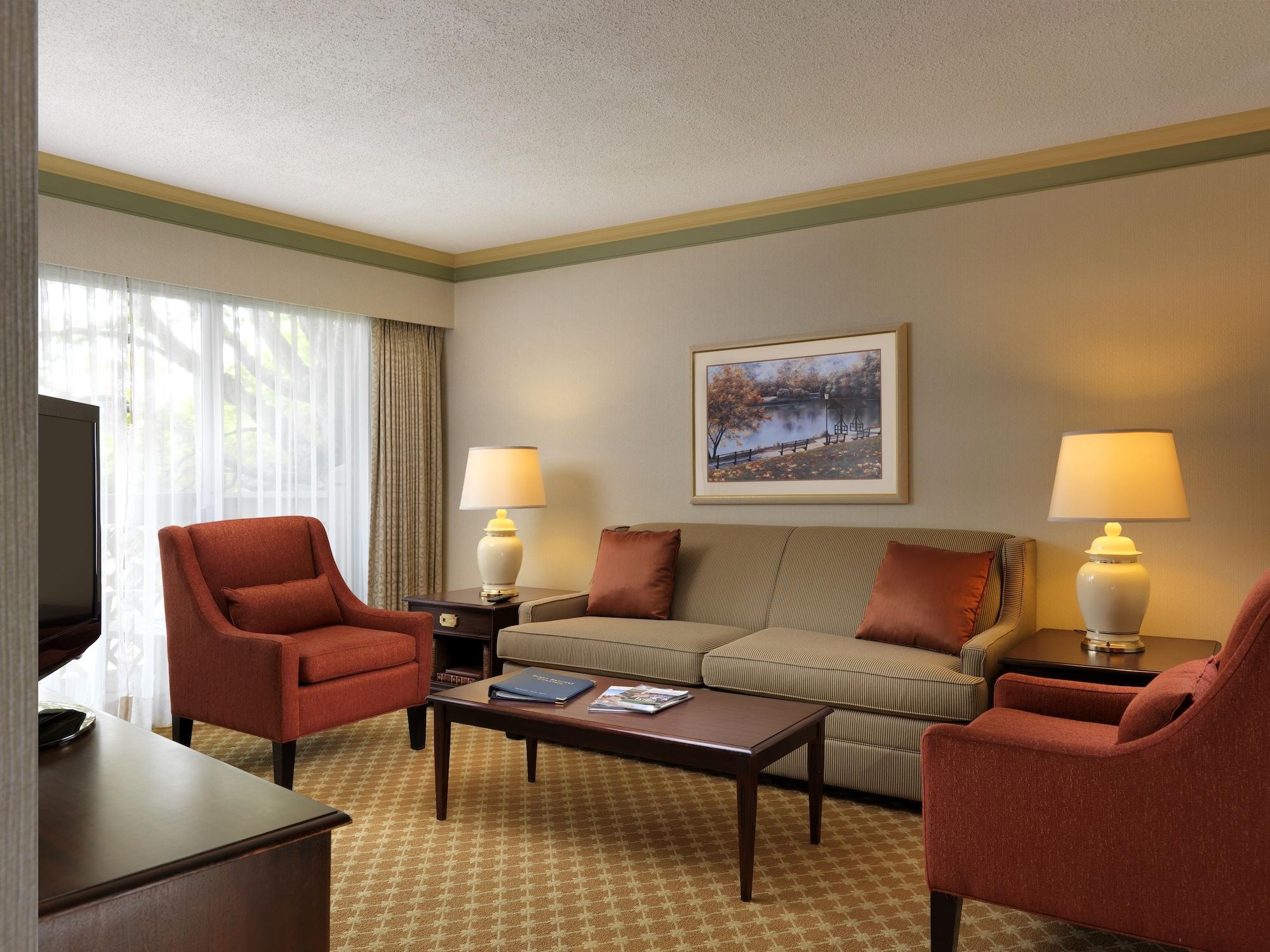 Royal Scot Hotel & Suites Victoria Exterior foto
