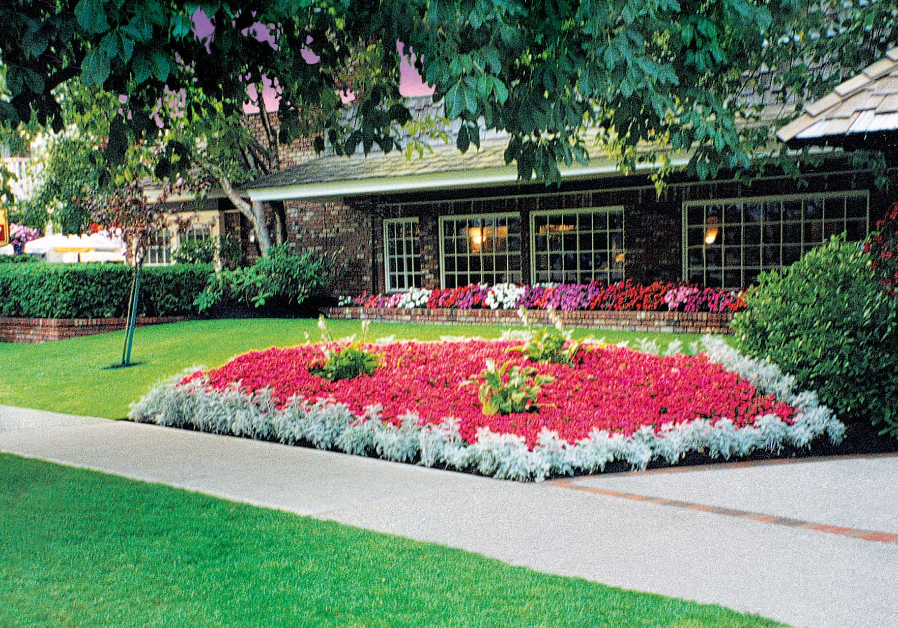 Royal Scot Hotel & Suites Victoria Exterior foto
